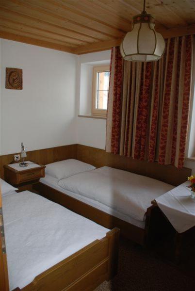 לאוגנג Landhaus Gertrude Eder חדר תמונה
