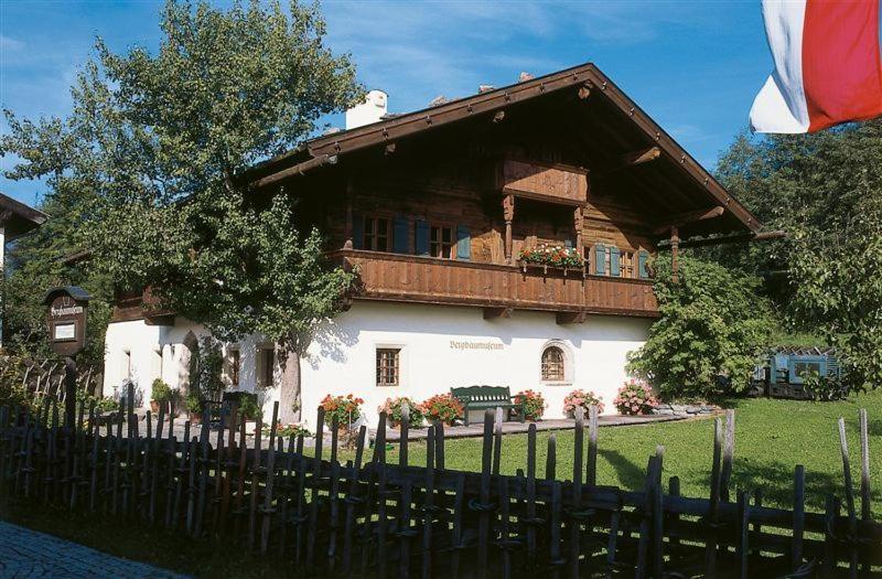 לאוגנג Landhaus Gertrude Eder מראה חיצוני תמונה